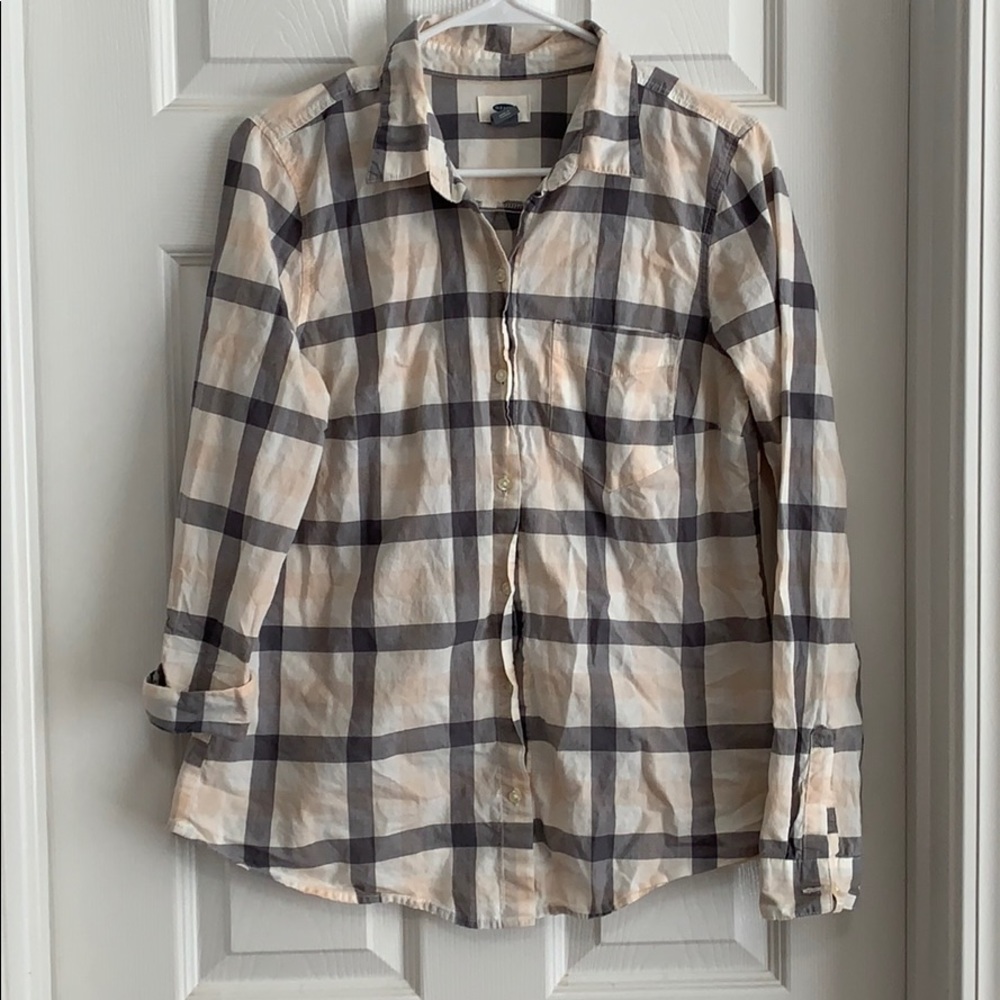 Light Peach/Charcoal Plaid Button-Up Shirt